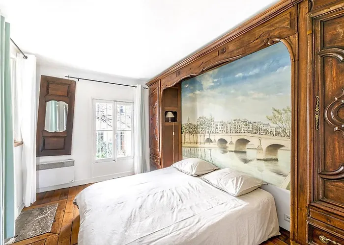 Ile Saint Louis - Quai D'orleans 2bdr By B'your 파리