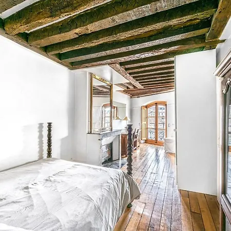 Ile Saint Louis - Quai D'orleans 2bdr By B'your Apartmán *